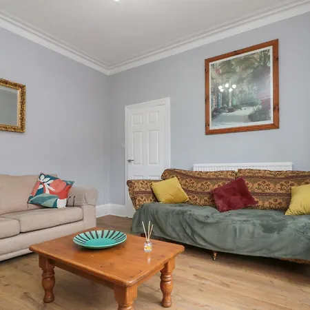 40 Ashville Avenue Scarborough