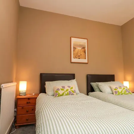 40 Ashville Avenue *